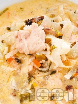 Пиле с чесън задушено в лозови листа - снимка на рецептата